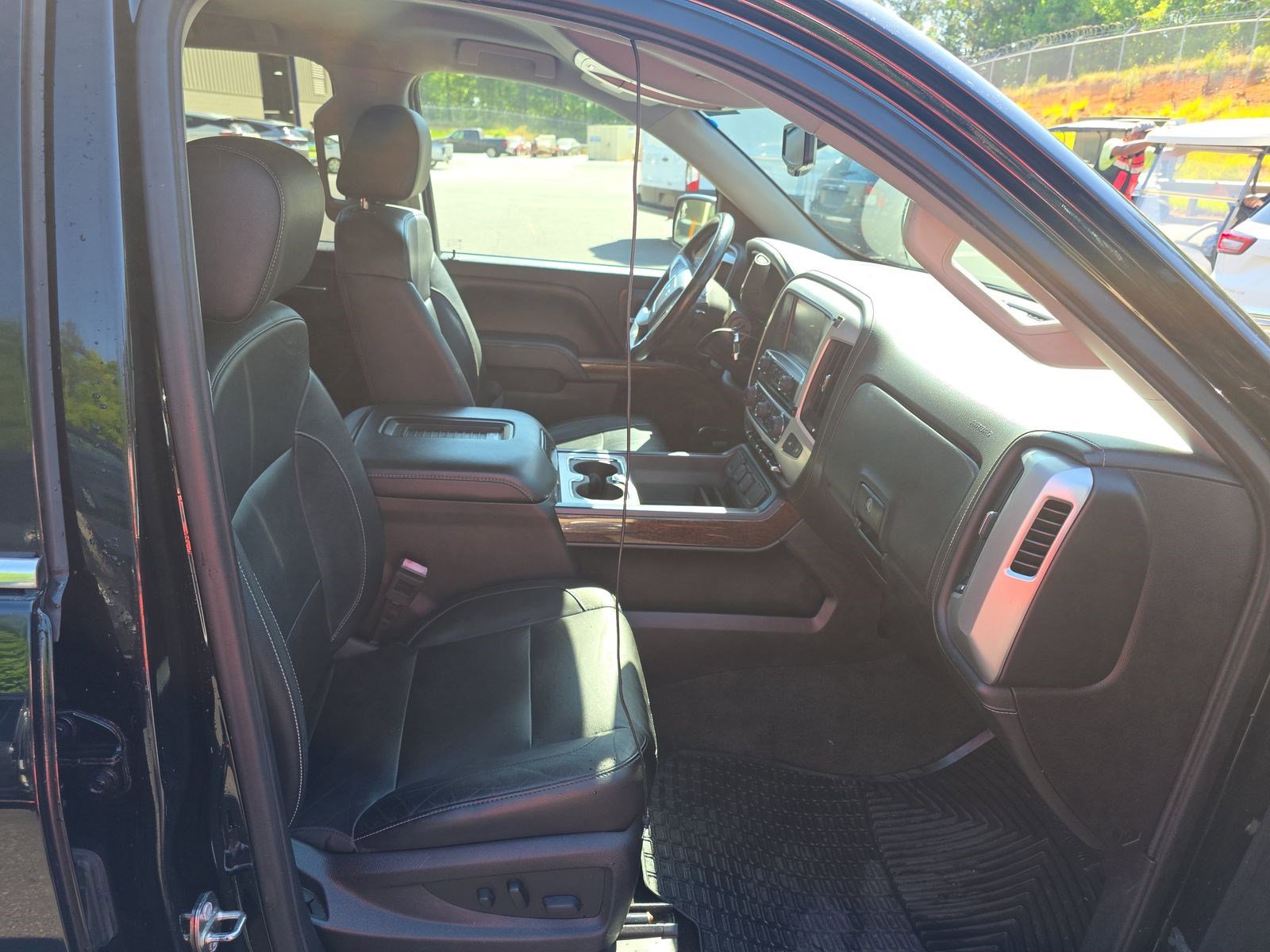 Used 2016 GMC Sierra 1500 SLT w/ SLT Premium Package AWD/4WD image 11