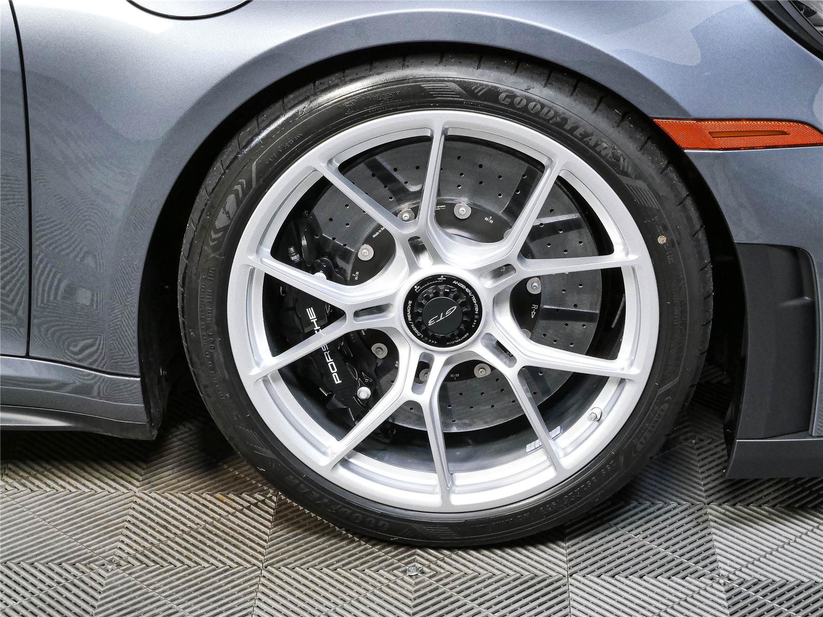 Certified 2026 Porsche 911 GT3 RWD image 32