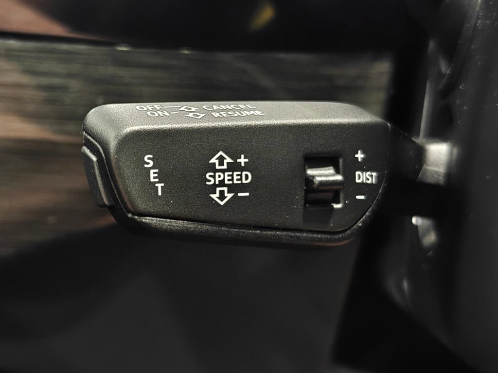 Used 2017 Audi Q7 3.0T Prestige AWD/4WD image 59
