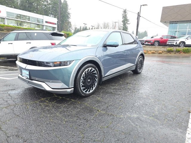 Used 2024 Hyundai Ioniq 5 Limited image 3