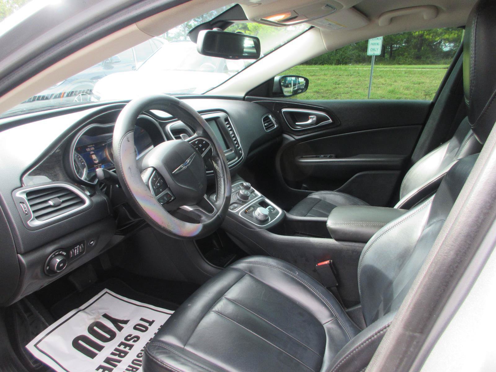 Used 2015 Chrysler 200 C w/ Navigation & Sound Group I FWD image 9