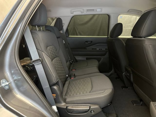 New 2026 Nissan Pathfinder SV AWD/4WD image 18
