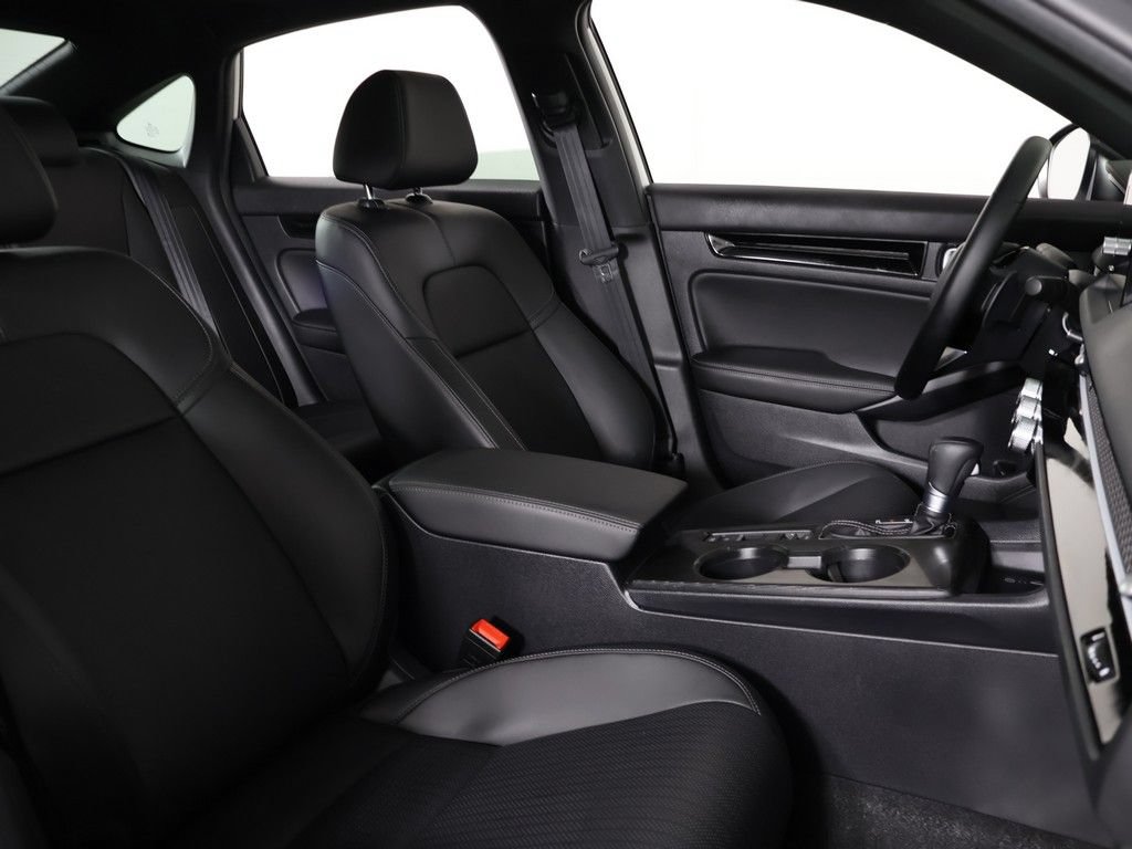 Used 2025 Honda Civic Sport Touring image 32