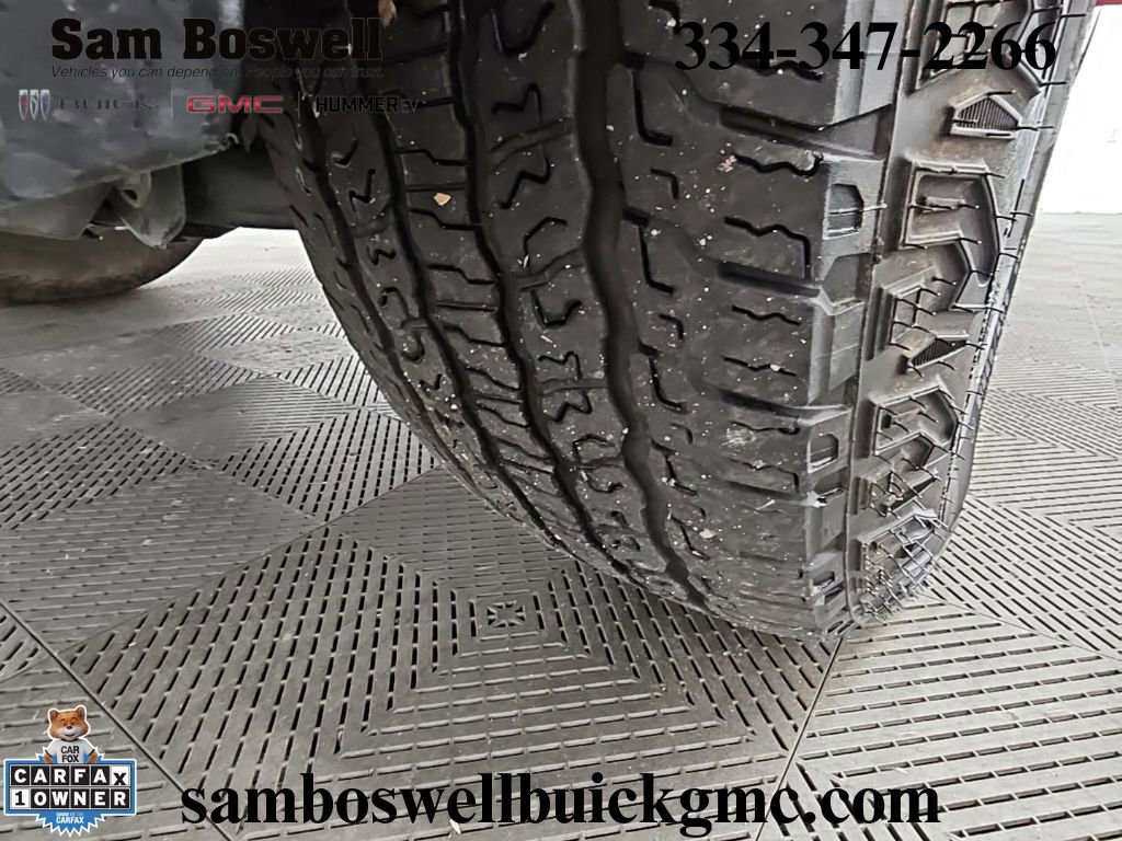 Used 2024 Chevrolet Colorado Z71 w/ Z71 Convenience Package 2 image 46