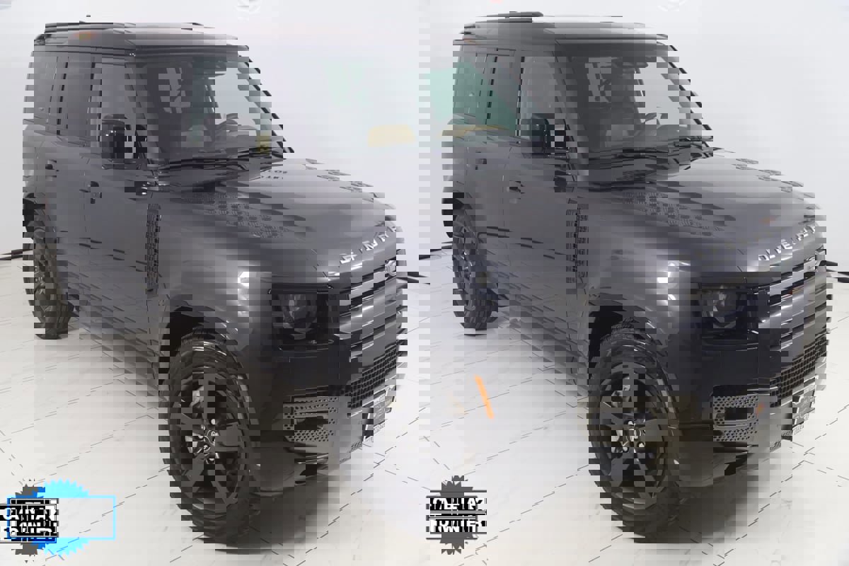 Used 2024 Land Rover Defender 110 X-Dynamic SE image 17