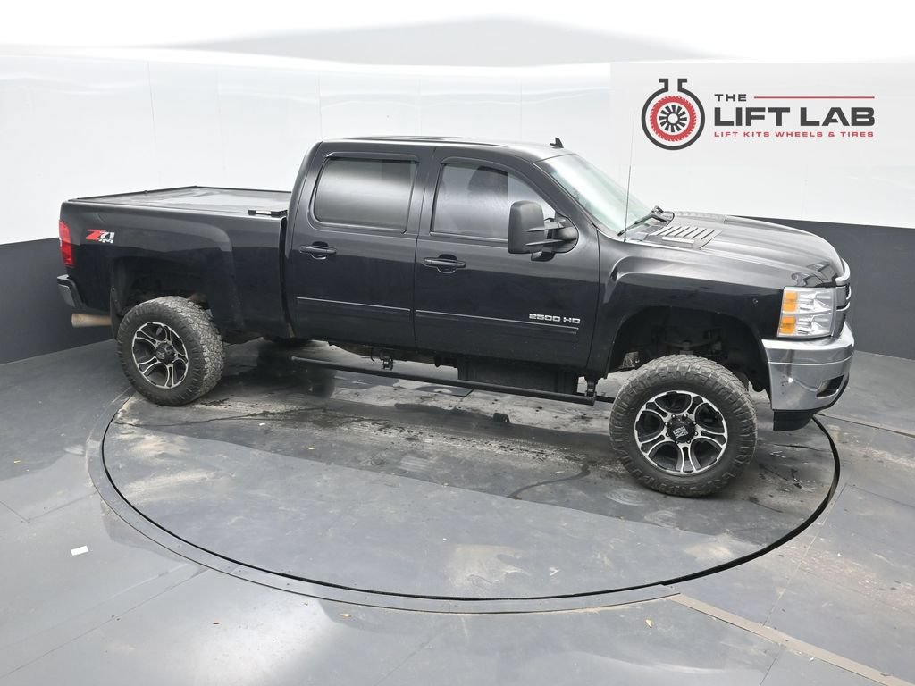 Used 2012 Chevrolet Silverado 2500 LTZ w/ Suspension Package, Off-Road AWD/4WD image 31