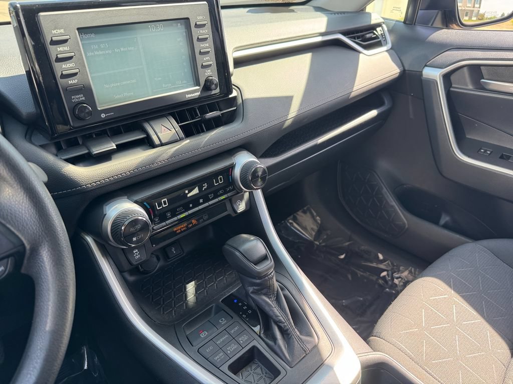Certified 2020 Toyota RAV4 XLE AWD/4WD image 29