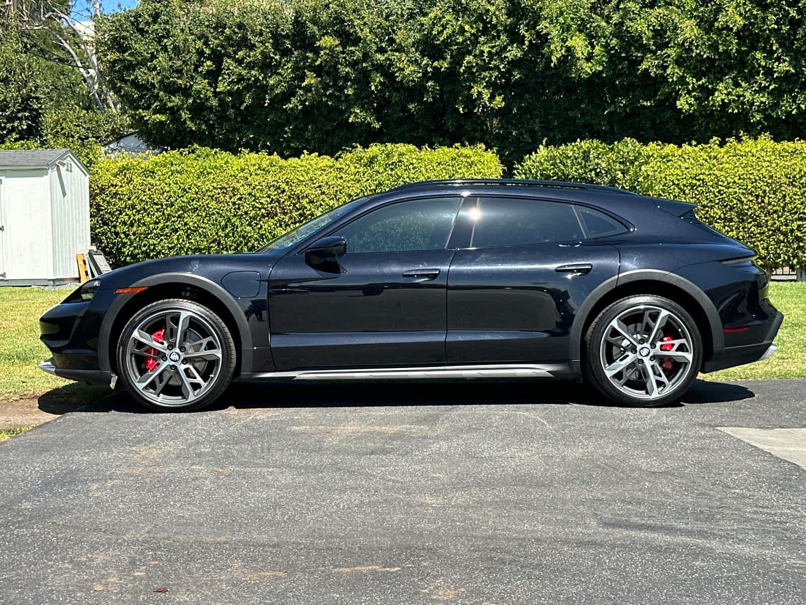 Certified 2024 Porsche Taycan 4S AWD/4WD image 2