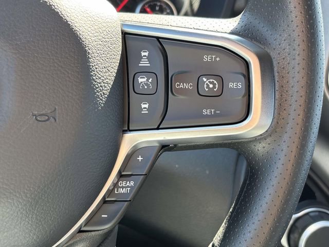 New 2026 RAM 1500 Express AWD/4WD image 17