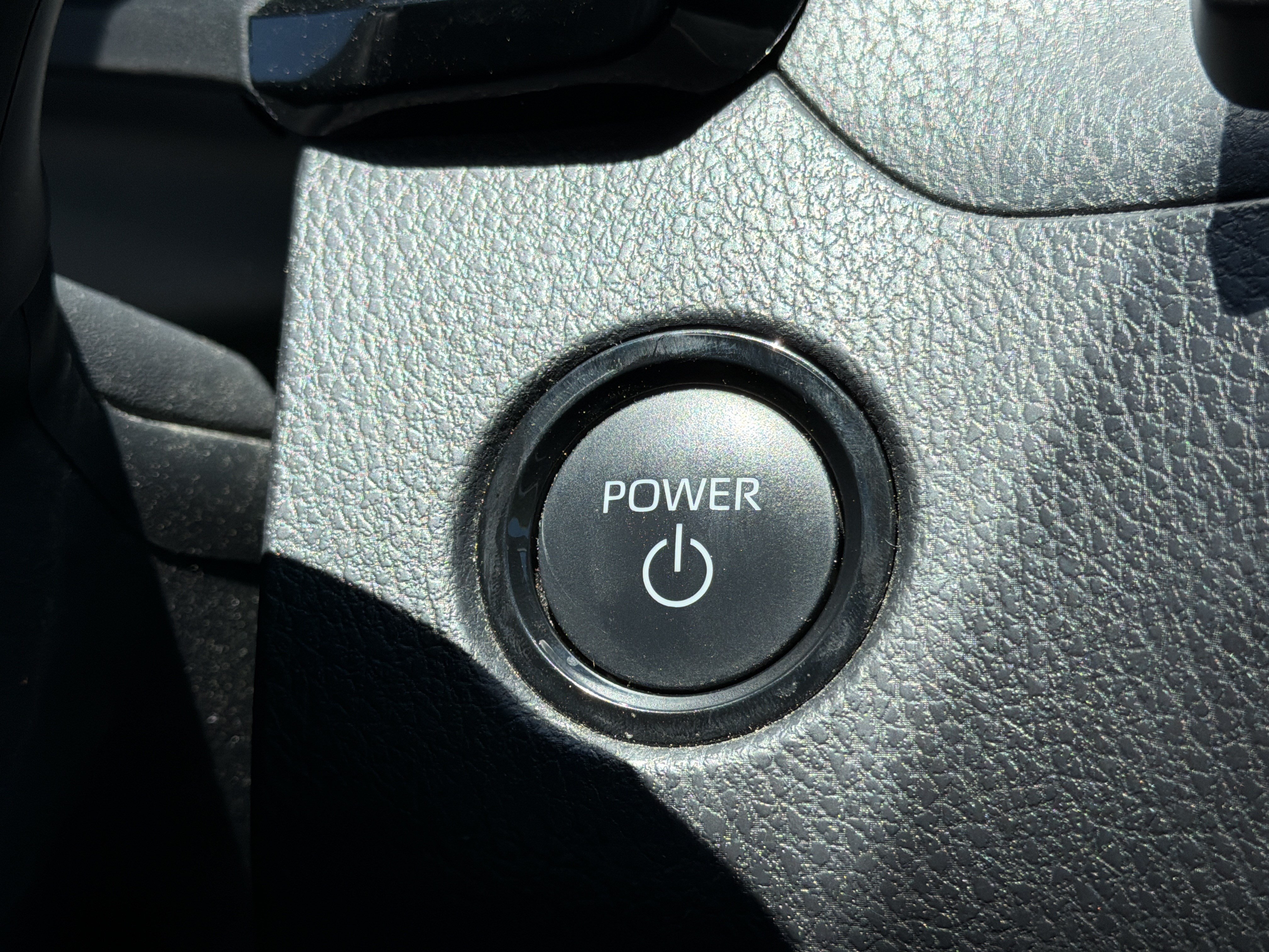 Used 2025 Toyota Camry LE AWD/4WD image 11