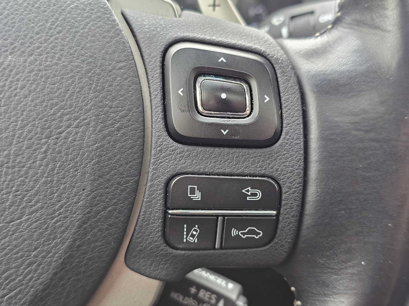 Used 2018 Lexus NX 300h AWD w/ Premium Package image 35