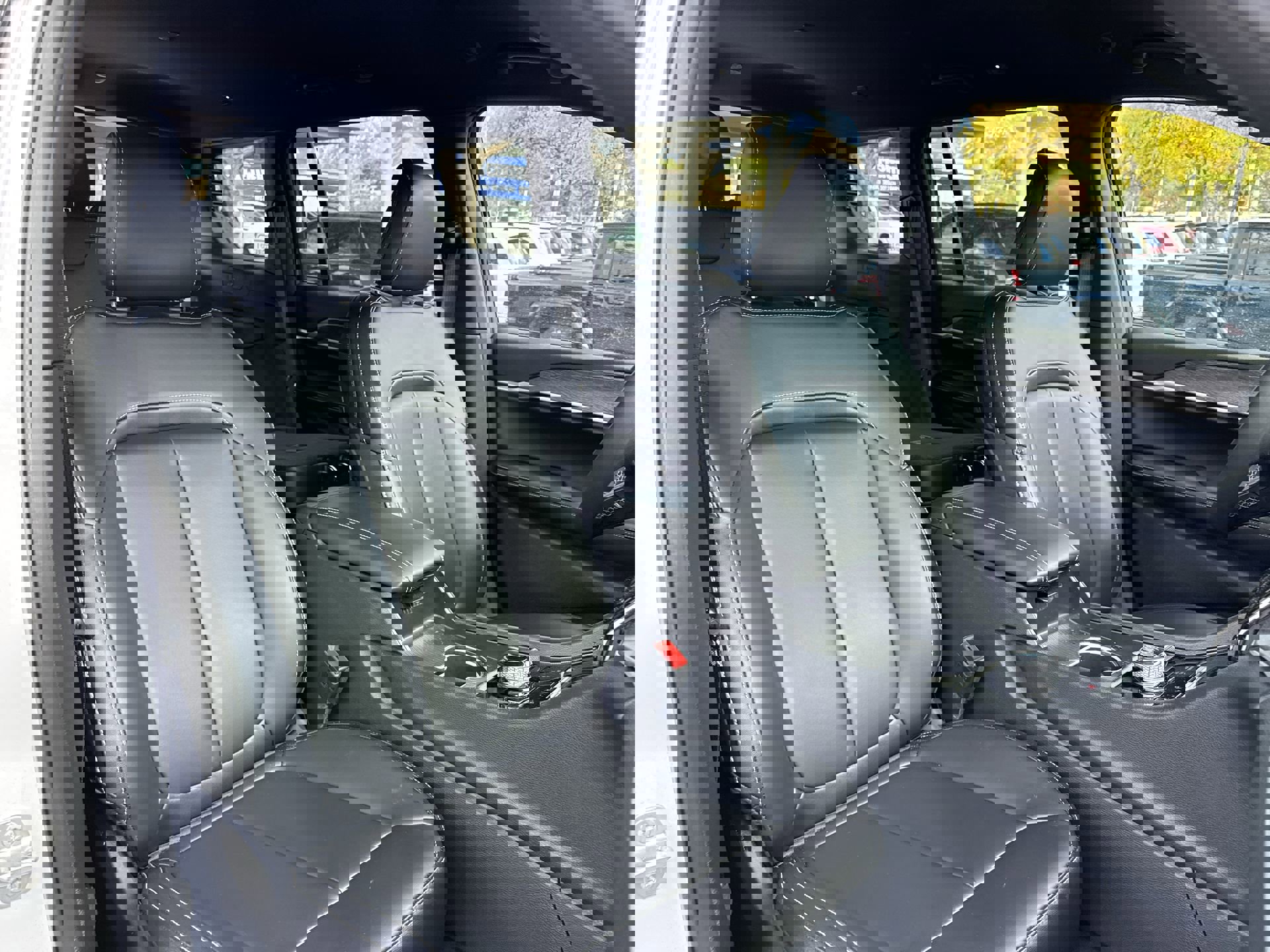 Certified 2025 Jeep Grand Cherokee L Limited w/ Trailer Tow Package image 33