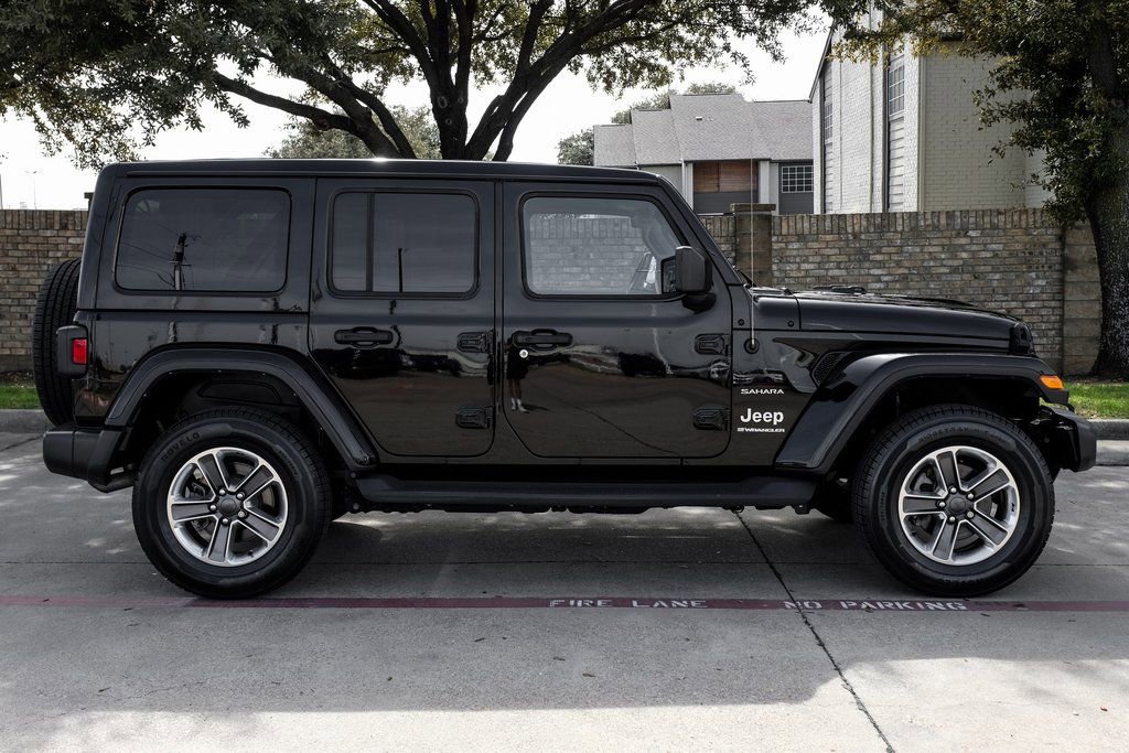 Used 2023 Jeep Wrangler Sahara w/ Cold Weather Group image 15