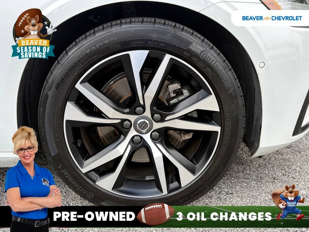 Used 2022 Volvo S60 B5 R-Design w/ Advanced Package FWD image 10