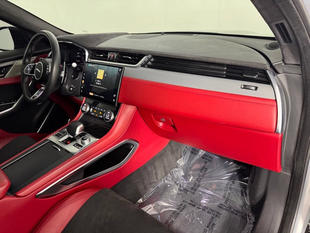 Used 2023 Jaguar F-PACE SVR AWD/4WD image 39