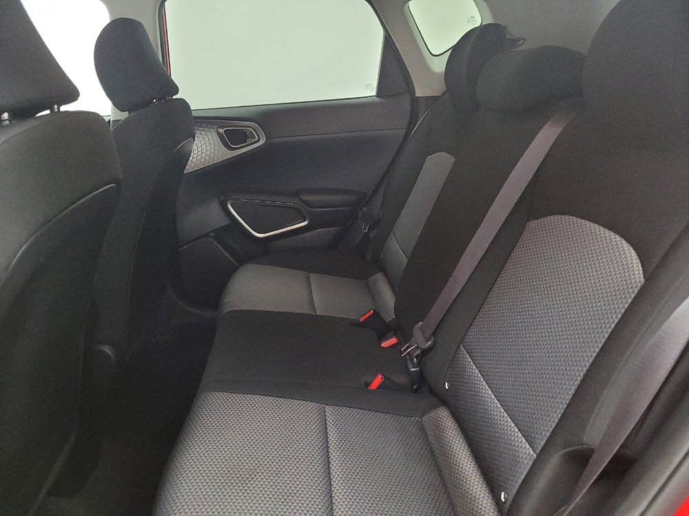 Used 2021 Kia Soul LX image 18