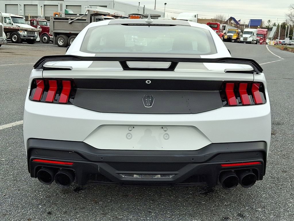 Used 2024 Ford Mustang Dark Horse image 6