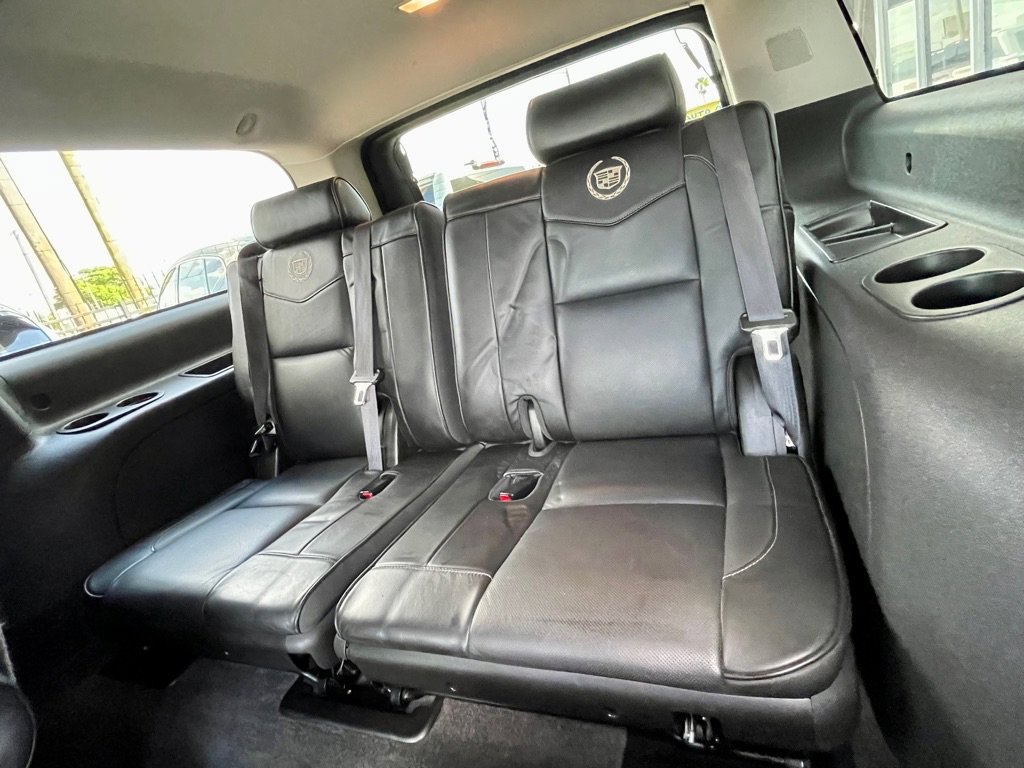 Used 2014 Cadillac Escalade ESV Platinum image 19