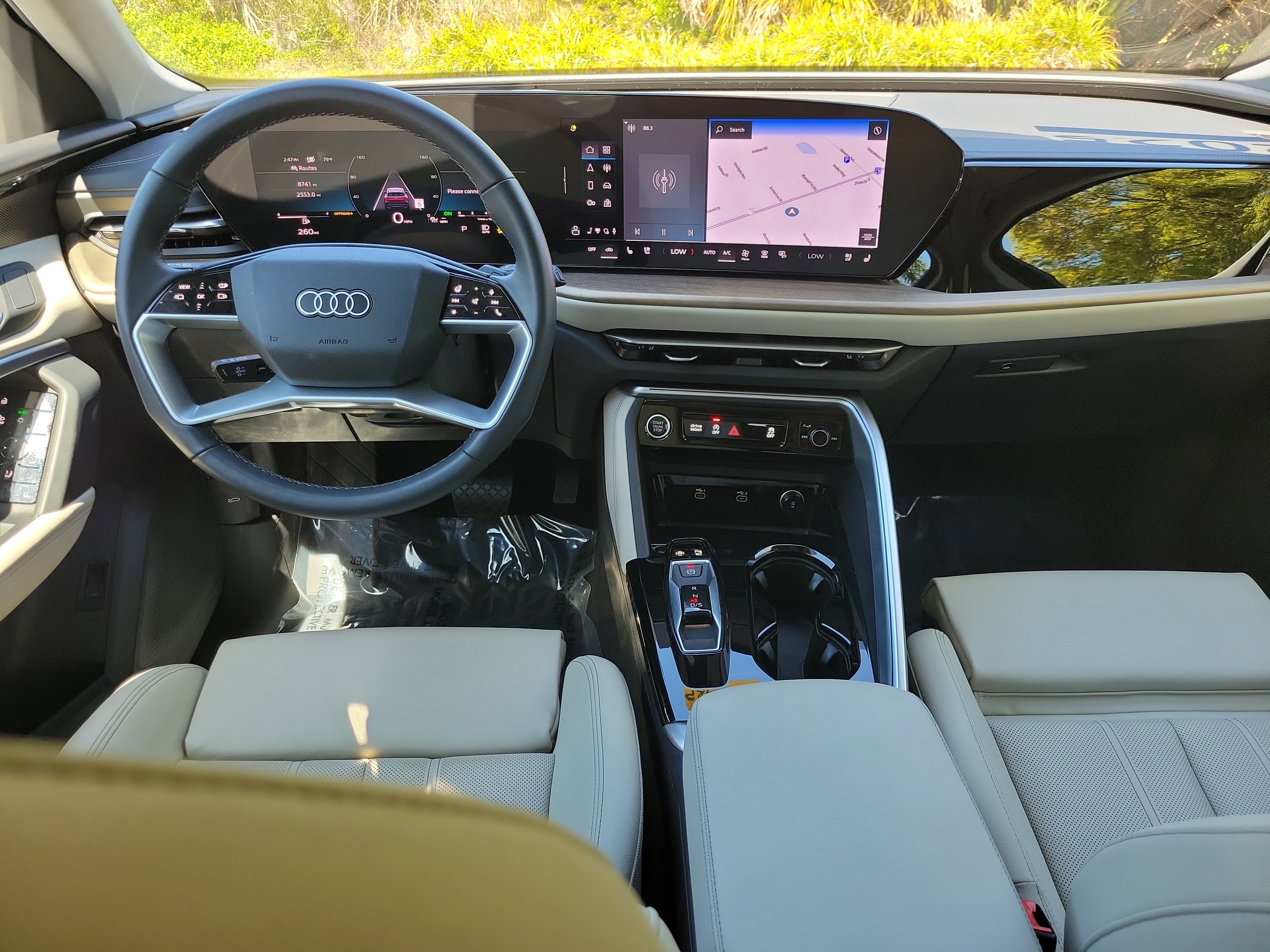 Used 2025 Audi Q5 Premium Plus w/ Premium Plus image 14