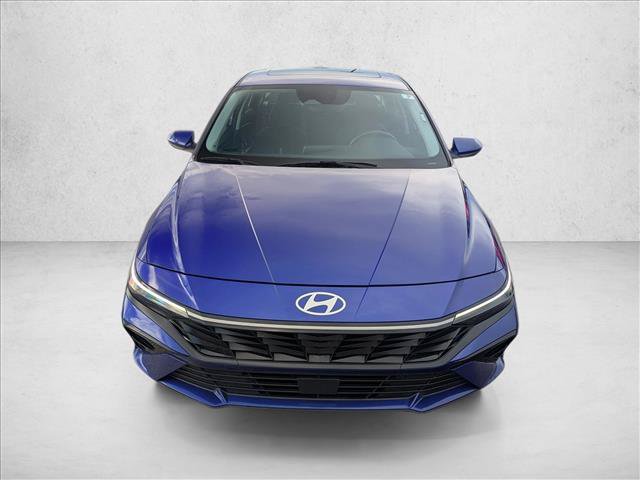 Used 2025 Hyundai Elantra SEL FWD video 2