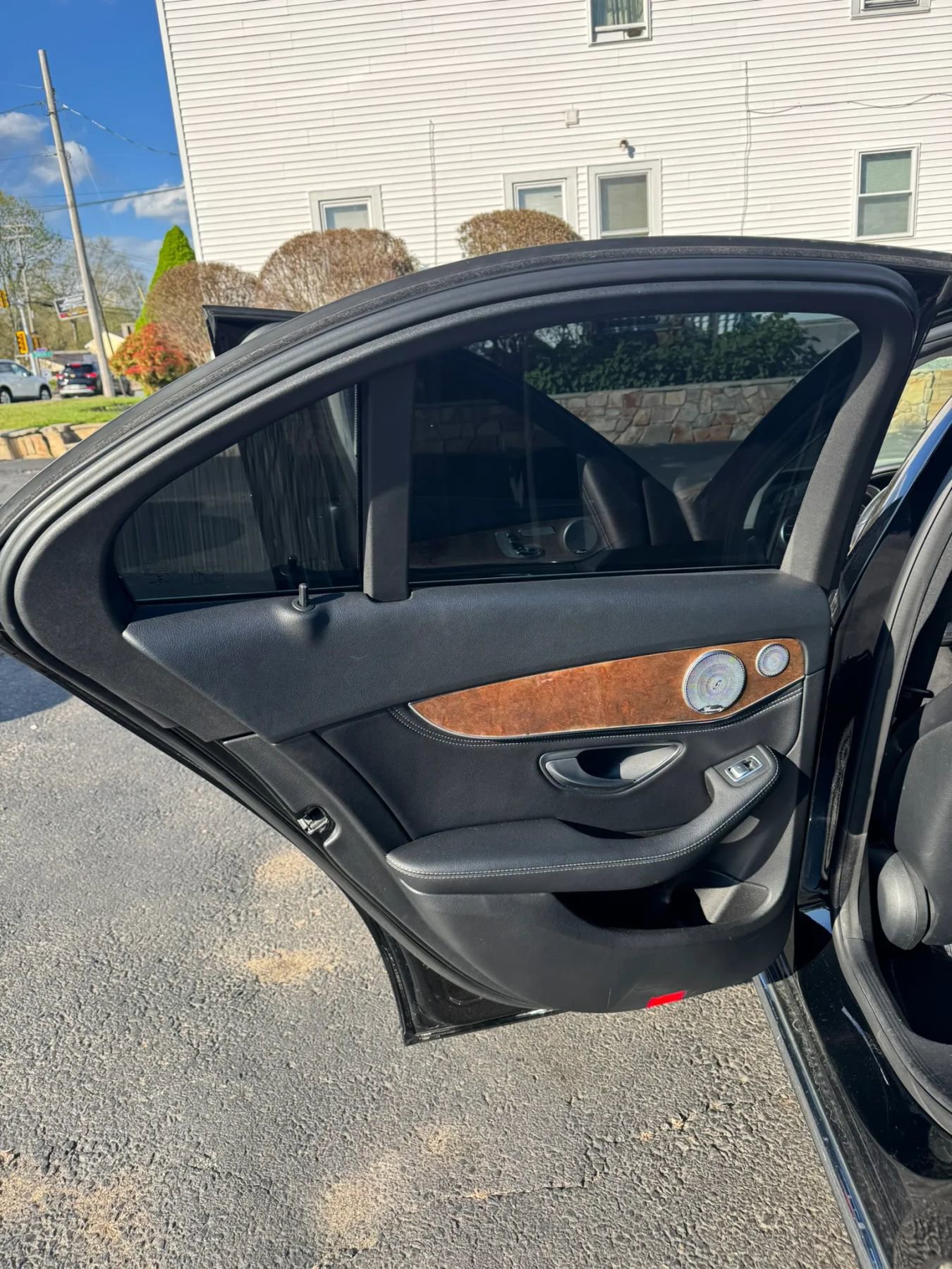 Used 2015 Mercedes-Benz C 300 4MATIC Sedan image 30