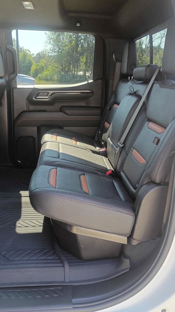 Used 2026 GMC Sierra 1500 AT4 w/ Technology Package AWD/4WD image 13