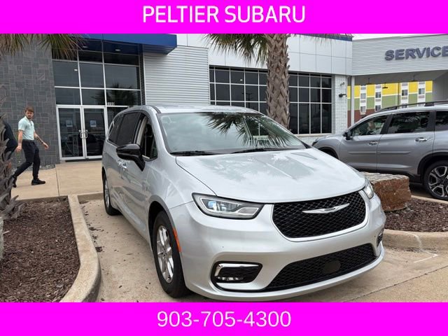 Used 2024 Chrysler Pacifica Touring-L