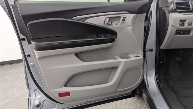 Used 2022 Honda Pilot Special Edition image 13