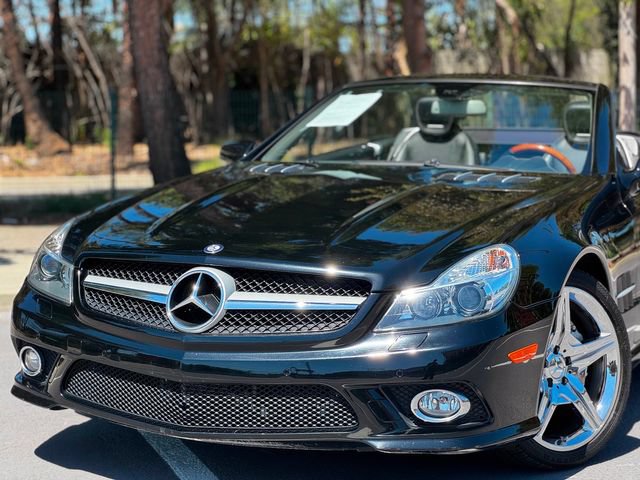 Used 2012 Mercedes-Benz SL 550 image 30