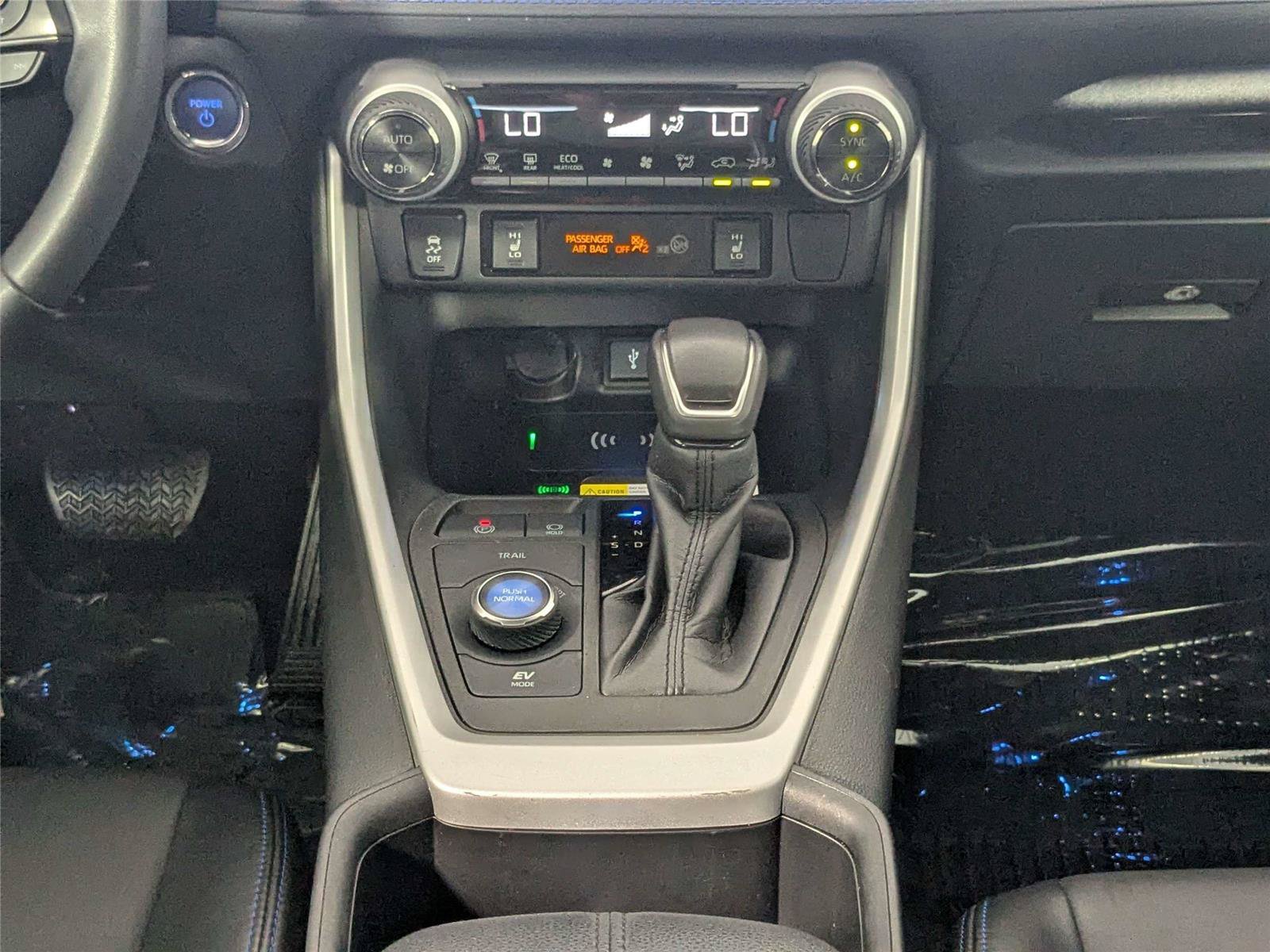 Certified 2022 Toyota RAV4 XSE AWD/4WD image 43