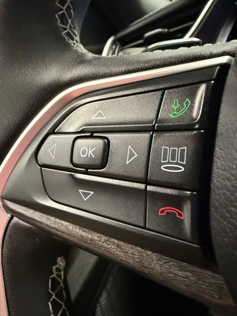 Used 2025 Jeep Grand Cherokee Limited image 37