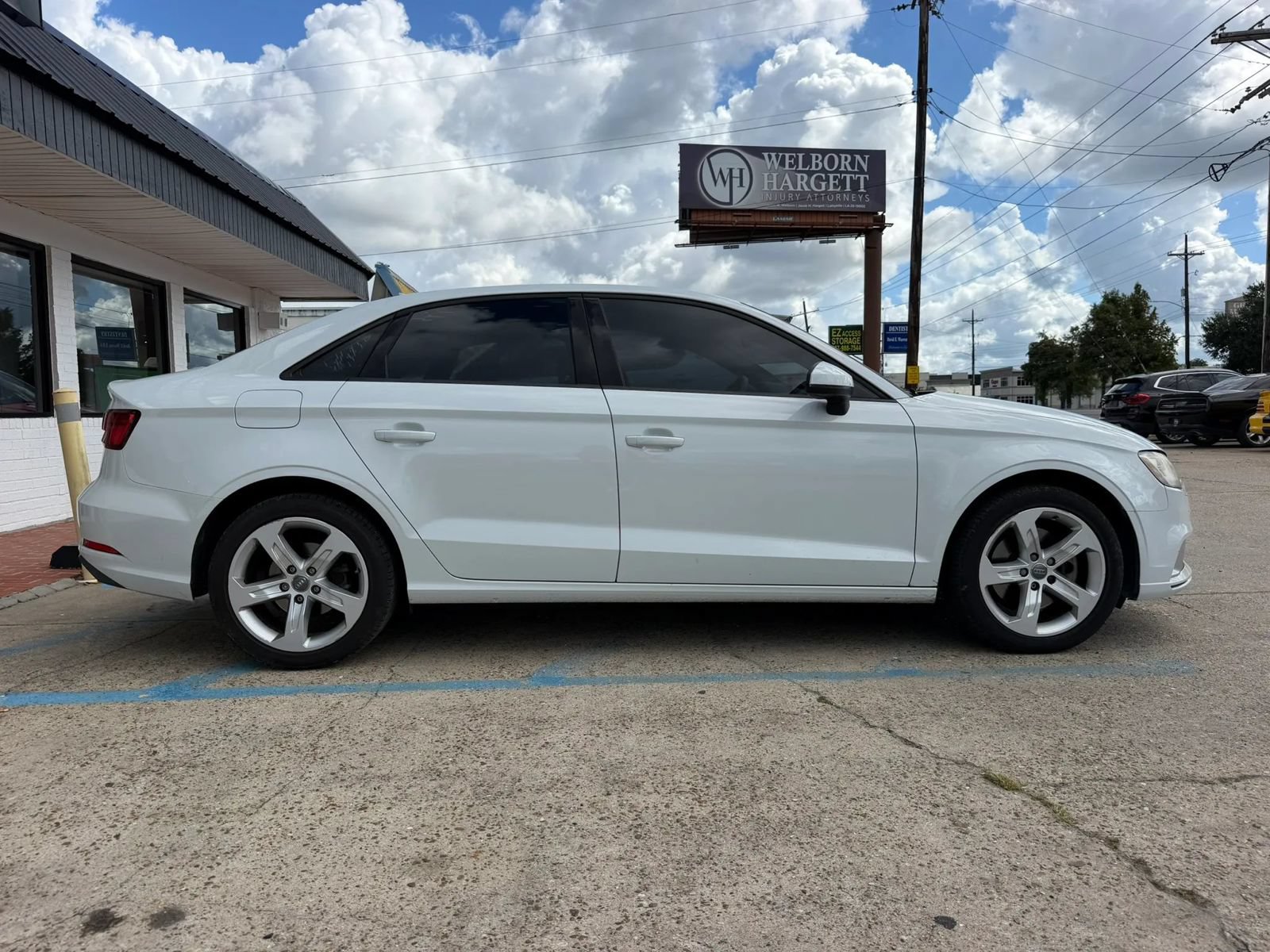 Used 2017 Audi A3 2.0T Premium w/ Convenience Package FWD image 4