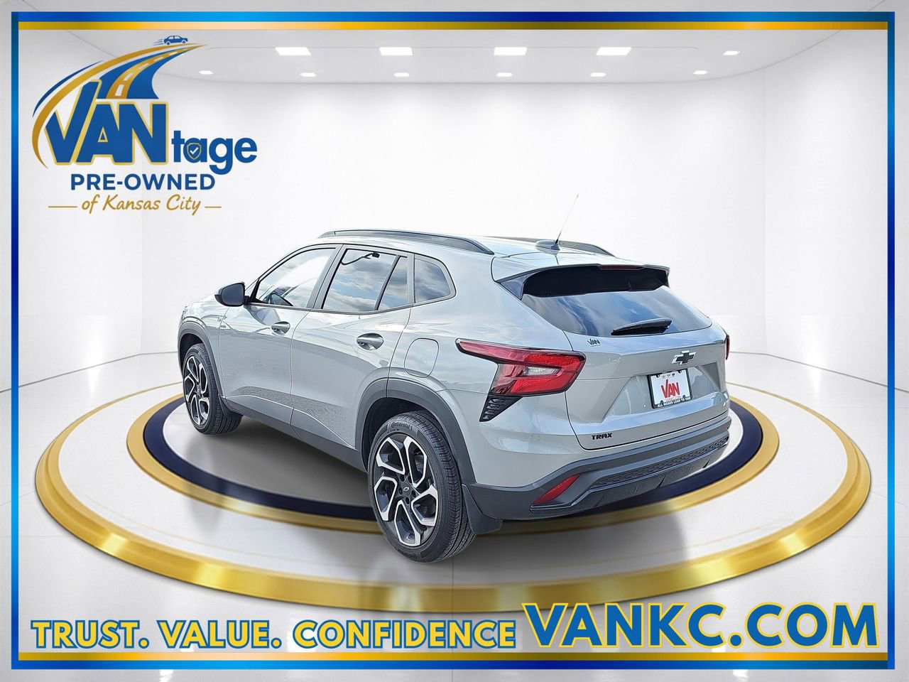 Used 2025 Chevrolet Trax RS w/ Driver Confidence Package FWD image 9