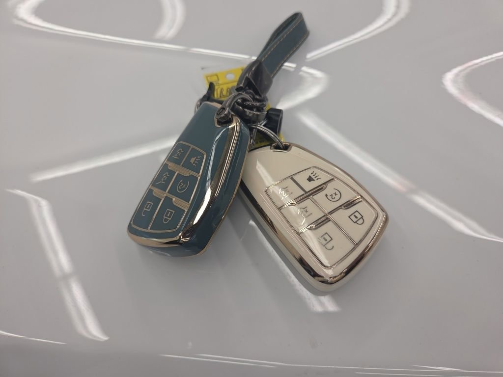 Used 2024 Chevrolet Tahoe Z71 w/ Luxury Package image 54