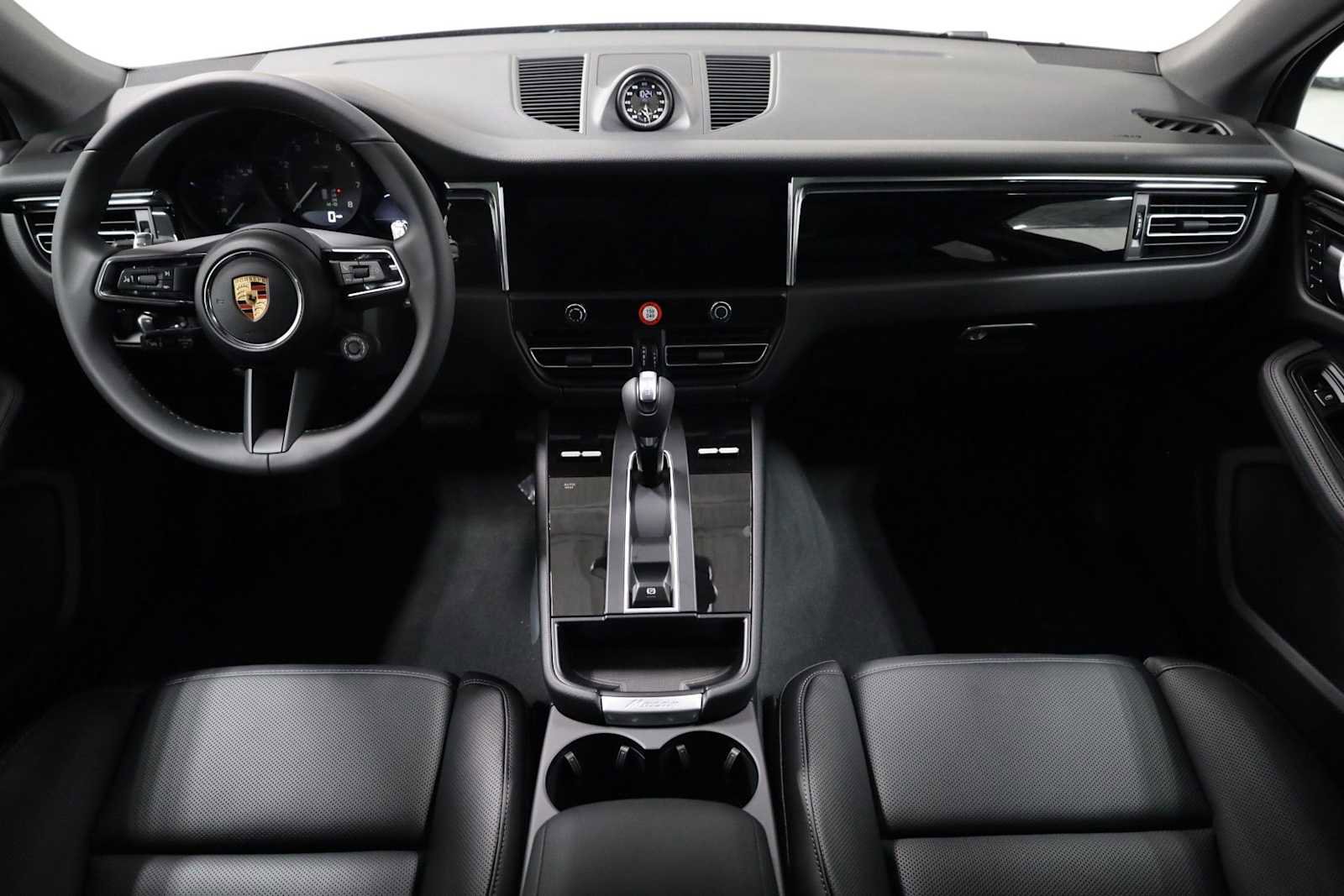 New 2026 Porsche Macan image 26