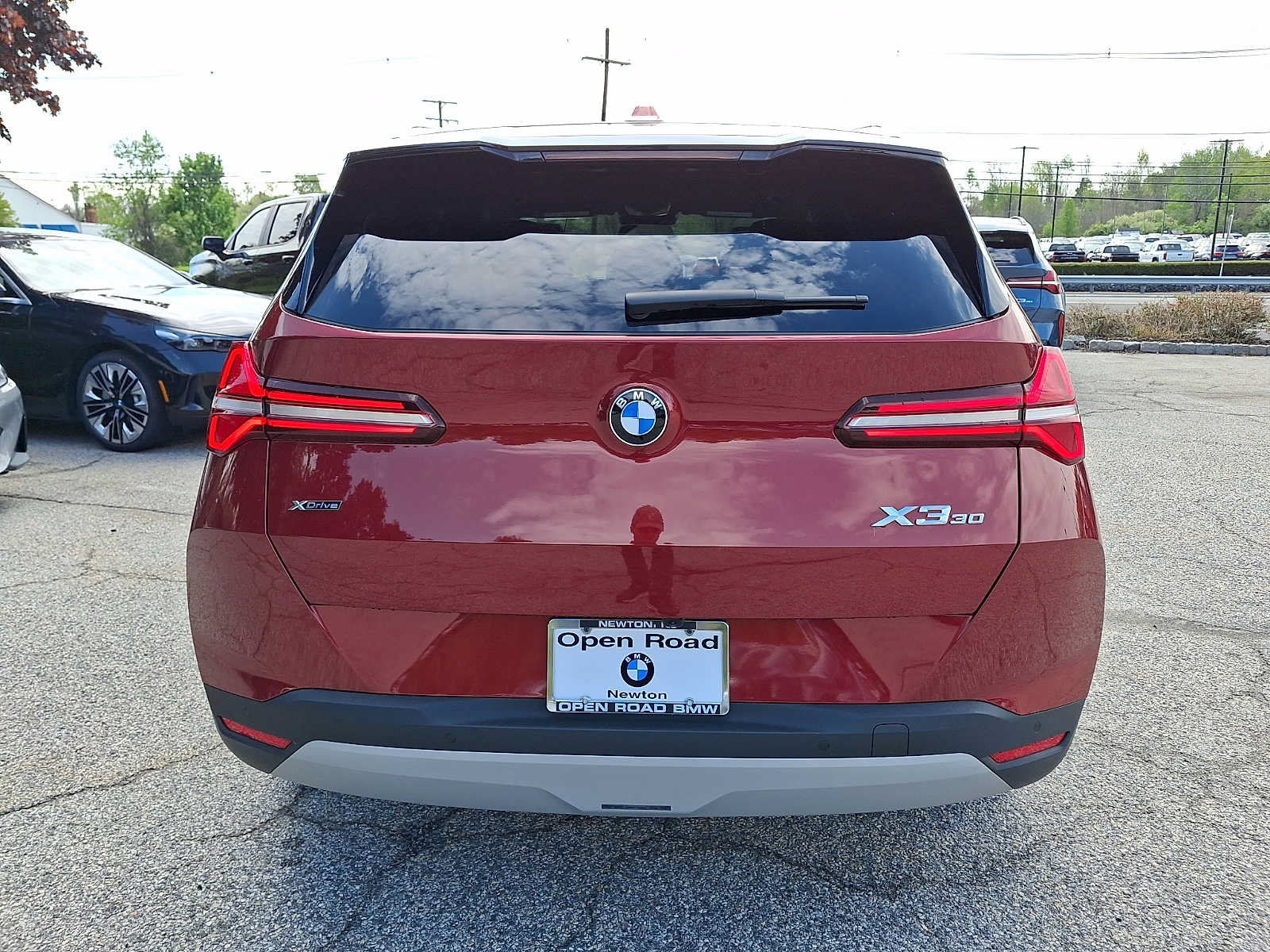 Used 2025 BMW X3 xDrive30i w/ Premium Package AWD/4WD image 5