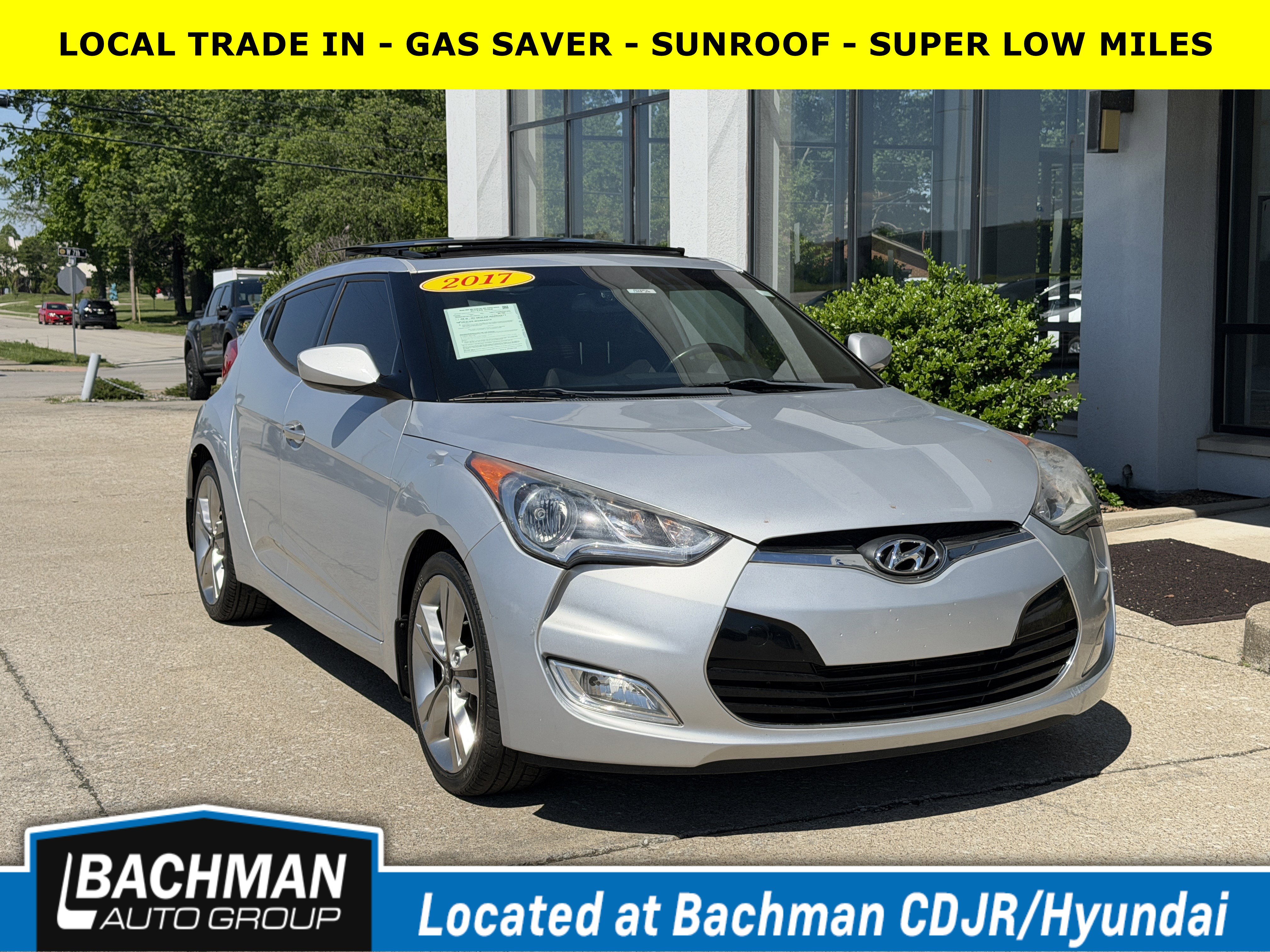 Used 2017 Hyundai Veloster Value Edition FWD video 1