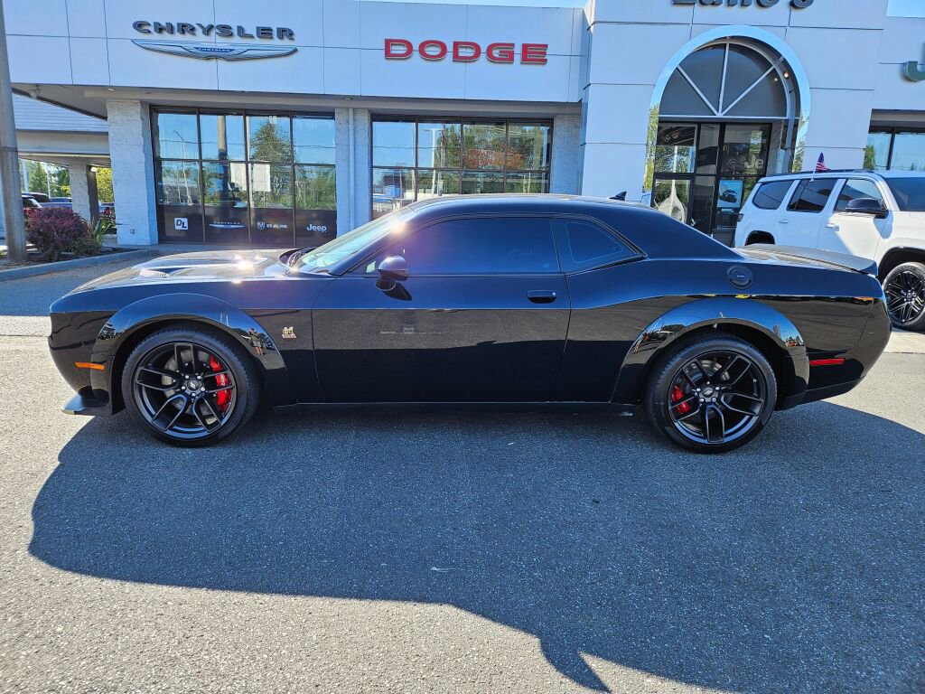 Used 2022 Dodge Challenger R/T Scat Pack image 2