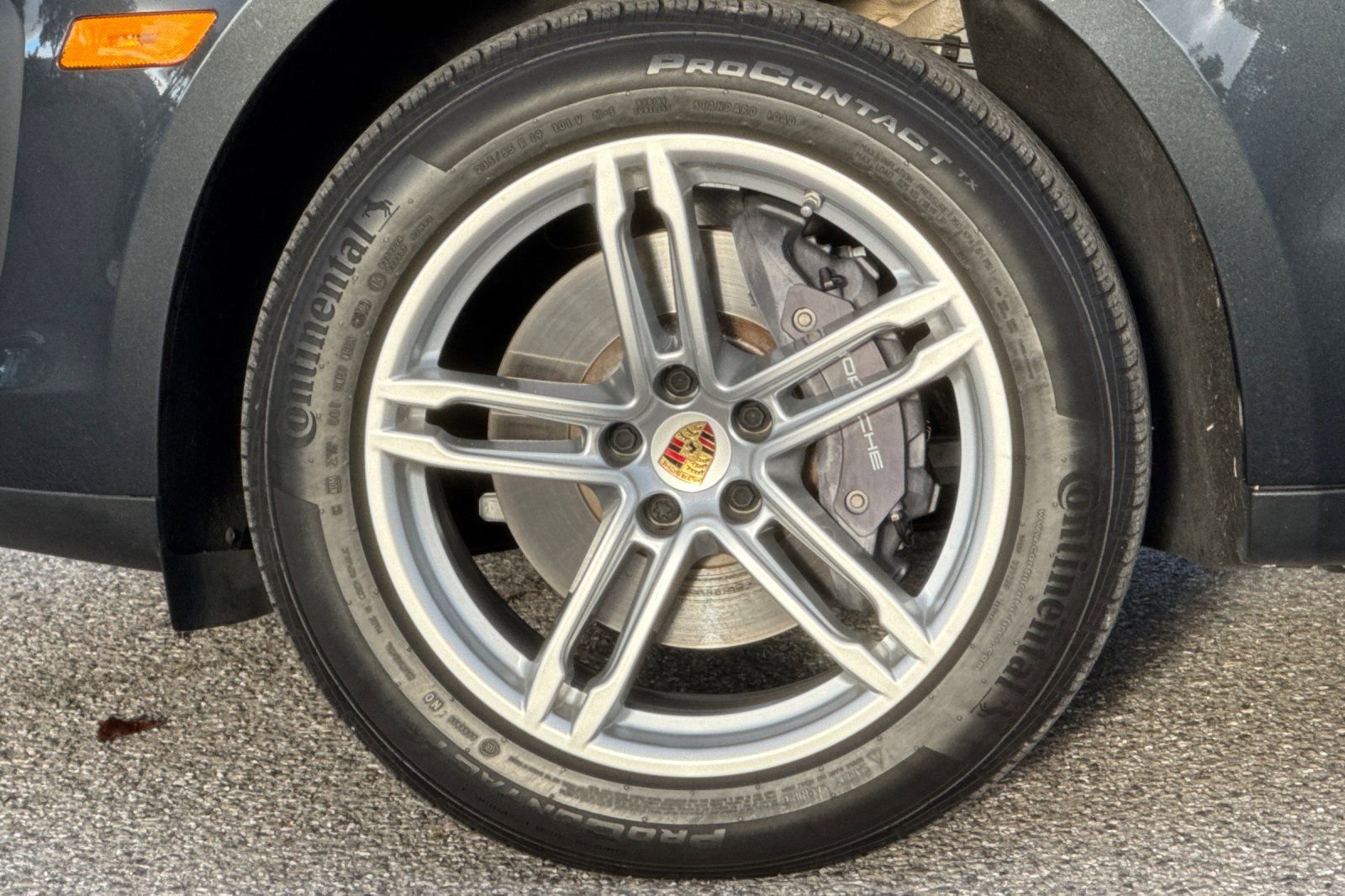 Used 2024 Porsche Macan image 27