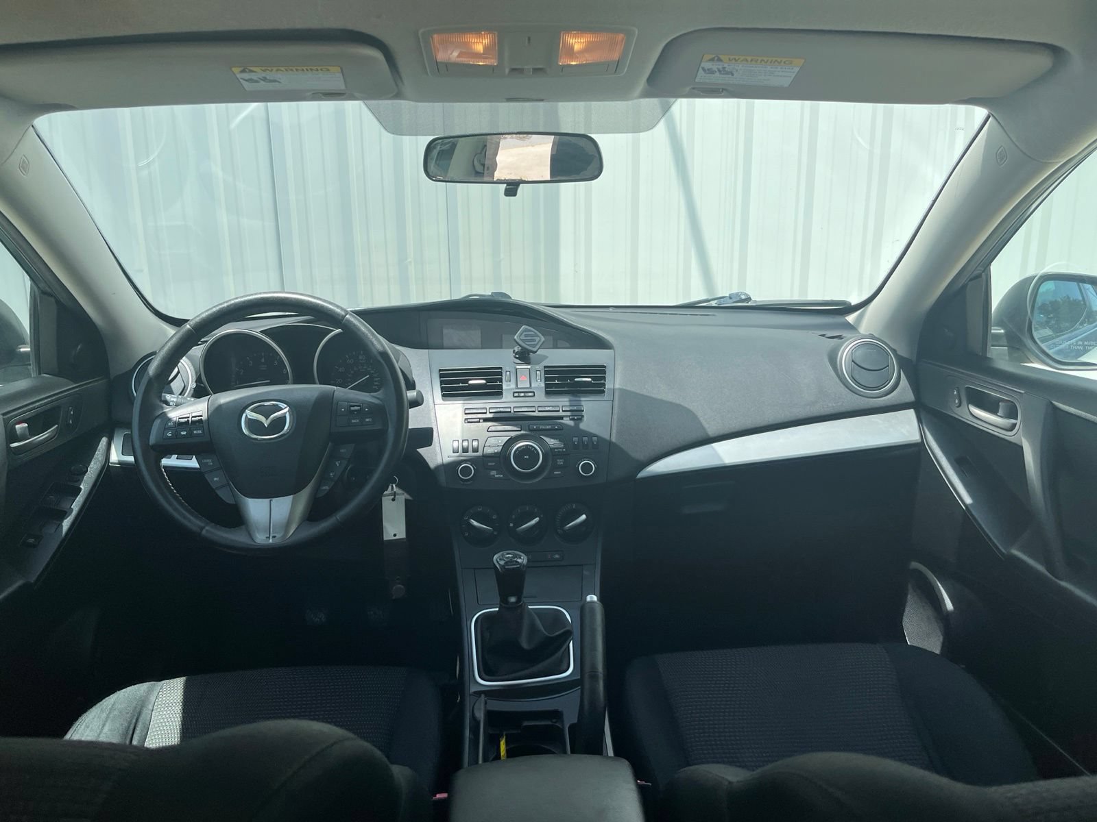 Used 2012 MAZDA MAZDA3 i Touring FWD image 17
