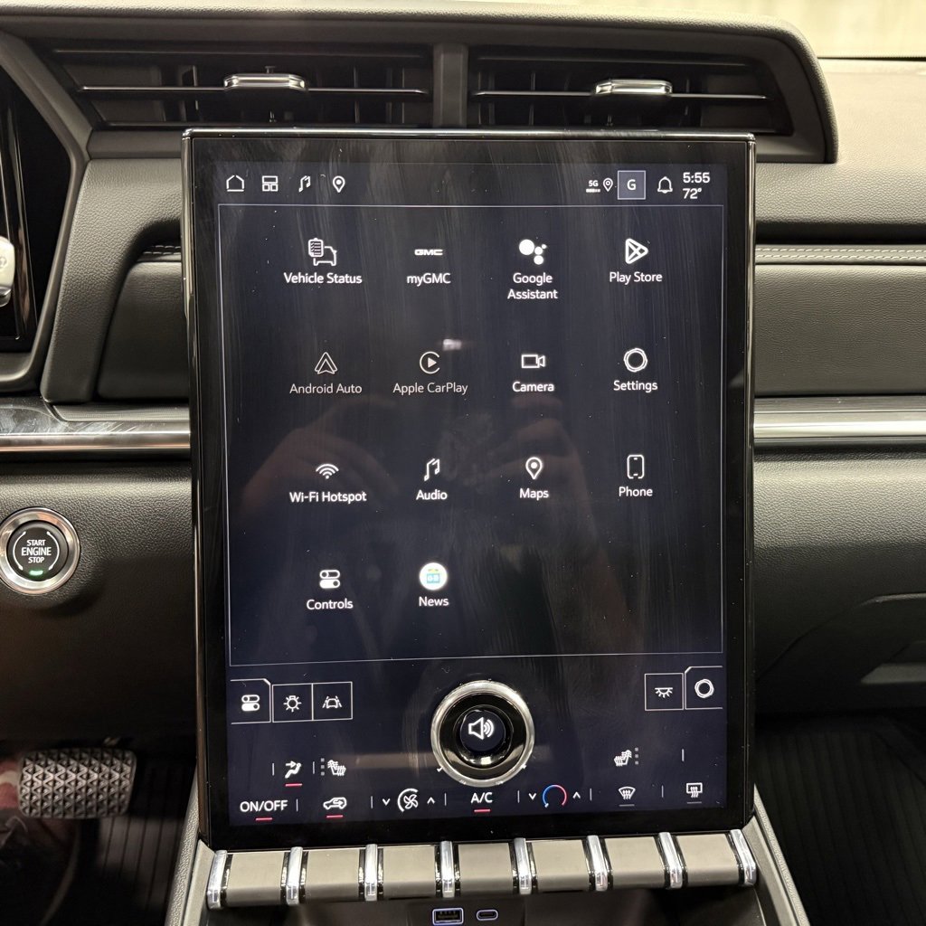 New 2026 GMC Terrain Elevation w/ LPO, Floor Liner Package image 28