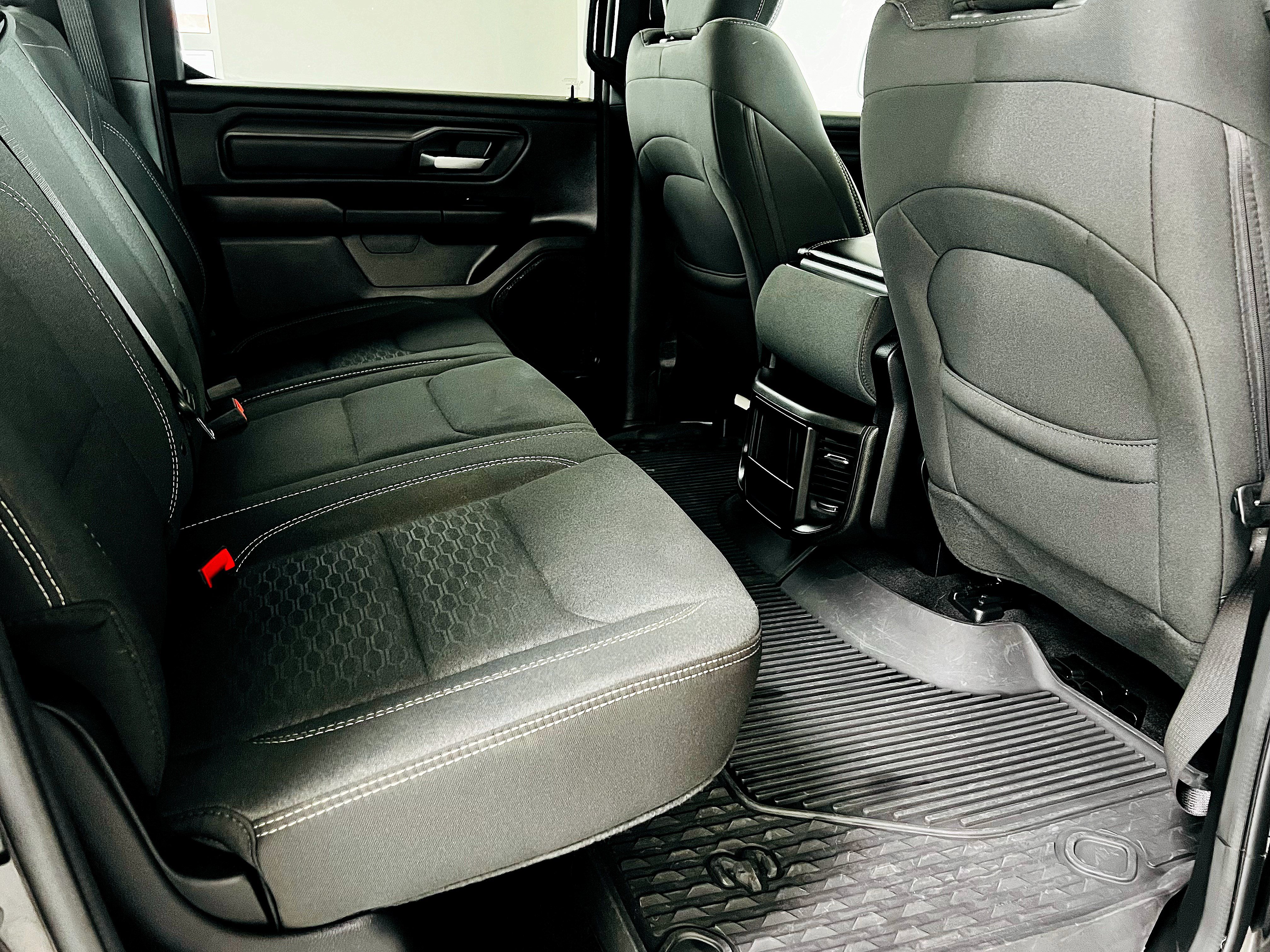 Used 2025 RAM 1500 Warlock AWD/4WD image 22