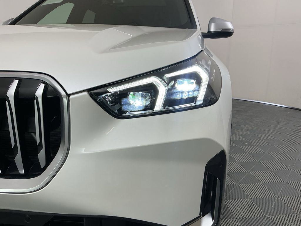 Certified 2023 BMW X1 xDrive28i w/ Convenience Package image 8