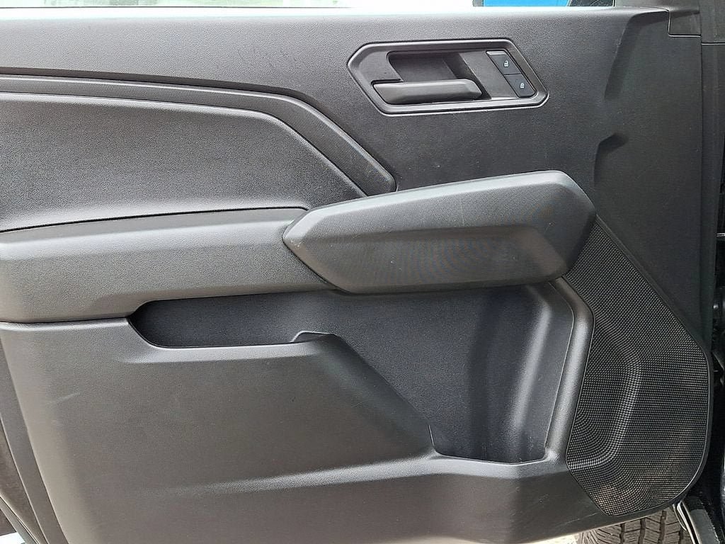 Used 2024 Chevrolet Colorado Trail Boss w/ Safety Package AWD/4WD image 10