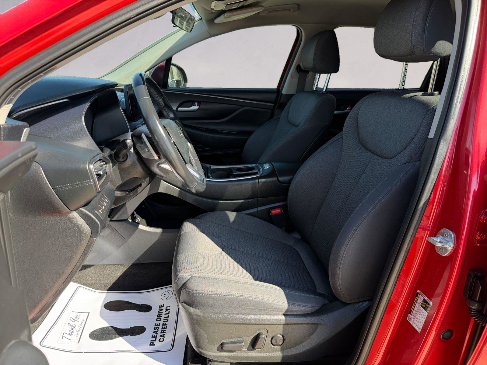 Used 2023 Hyundai Santa Fe SEL image 9