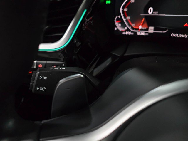 Used 2021 BMW Z4 sDrive30i w/ M Sport Package image 18