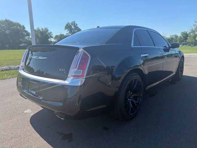 Used 2012 Chrysler 300 C Luxury Series w/ 19-Premium Speaker Group RWD image 7