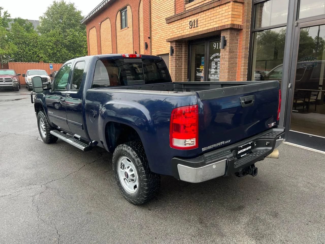 Used 2011 GMC Sierra 2500 SLT AWD/4WD image 5