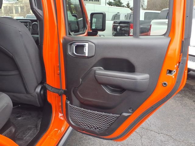 Used 2023 Jeep Wrangler Unlimited w/ Cold Weather Group image 14