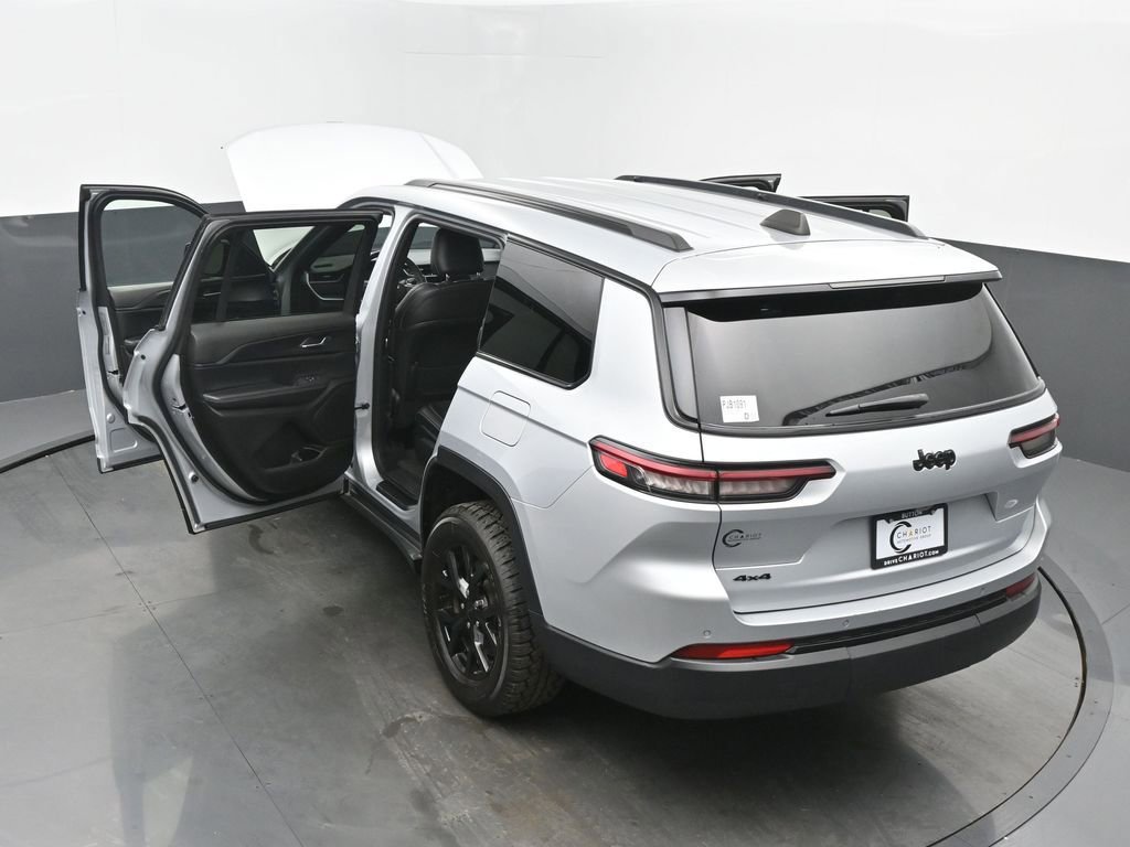 Used 2024 Jeep Grand Cherokee L Laredo AWD/4WD image 66